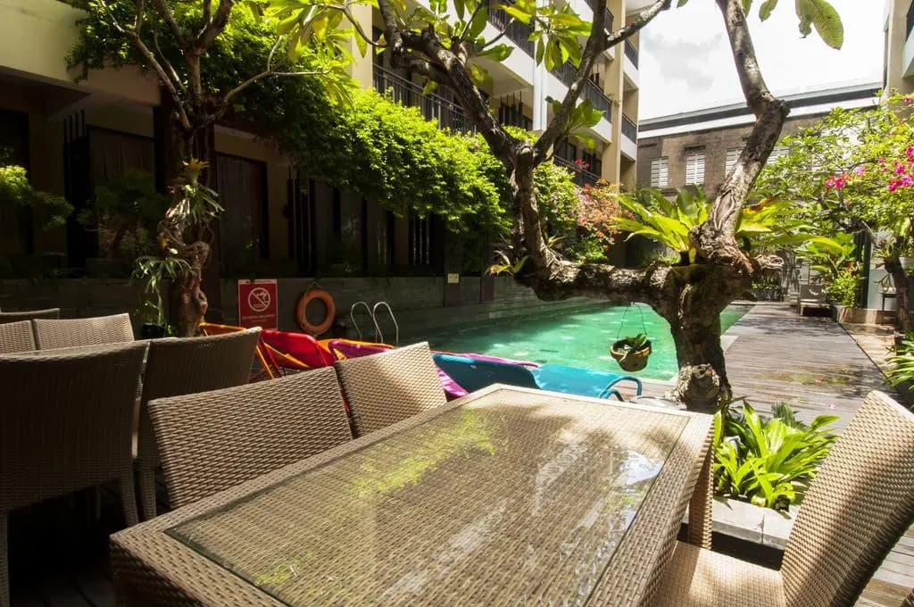 100 Sunset Hotel - photo 12