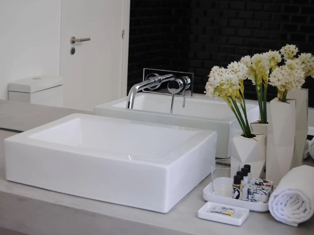The 8 Downtown Suites - photo 10