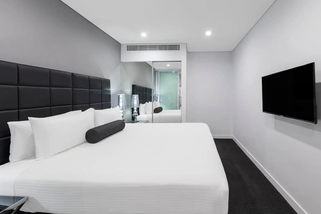 Meriton Suites Bondi Junction - photo 31