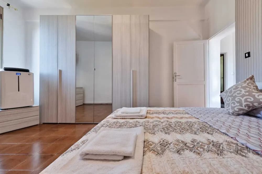 Venice Vacation Apartment - photo 1