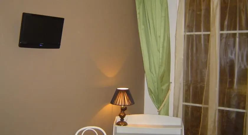Studio Madison - photo 1