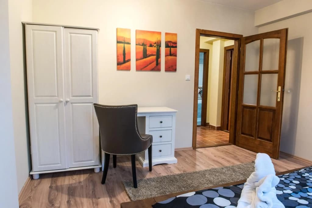 Spacious and Quiet Attic Flat in Centre - photo 14