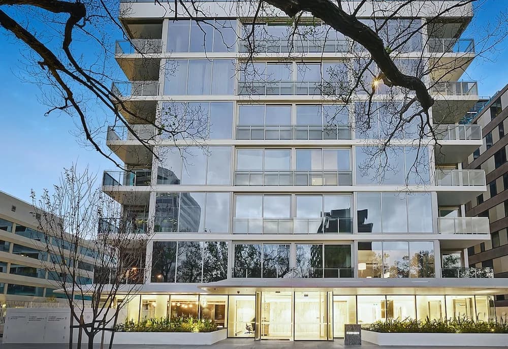 Pride Fawkner Apartments - main photo