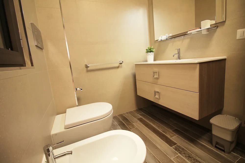 Large 3BR Eur Apartment - photo 7