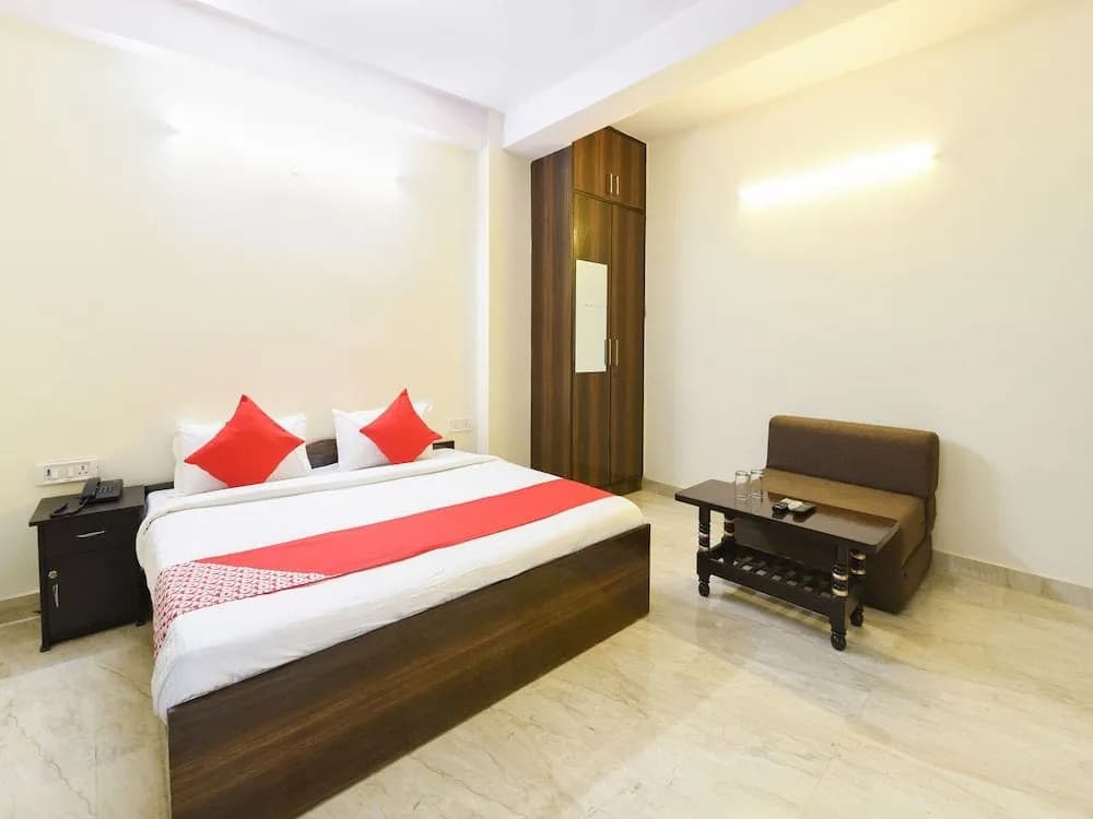 OYO 22394 Club Residency - photo 6