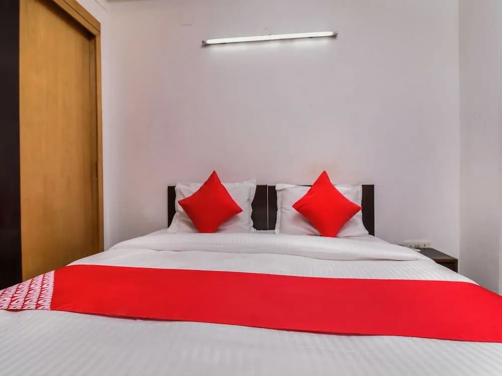 OYO 23053 Millenium Residency - photo 2