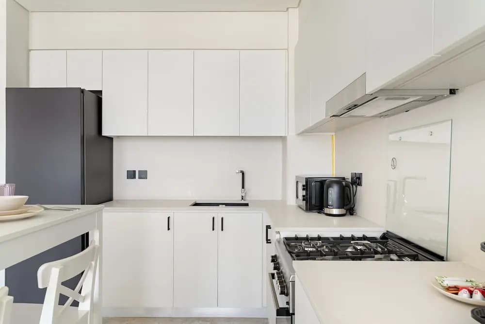 Elegant One-bedroom in Dubai Hills for 4 Persons - photo 14