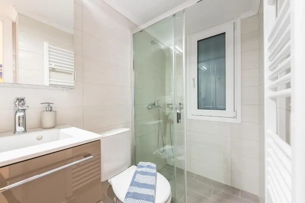 Stylish Kerameikos Apartment by Cloudkeys - photo 7
