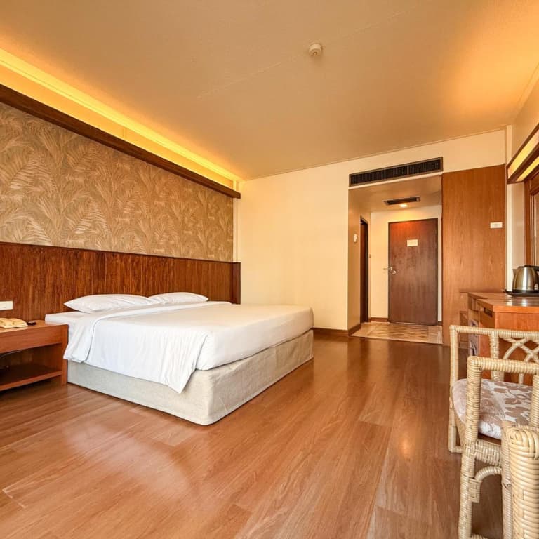 Golden Beach Hotel Pattaya - photo 24