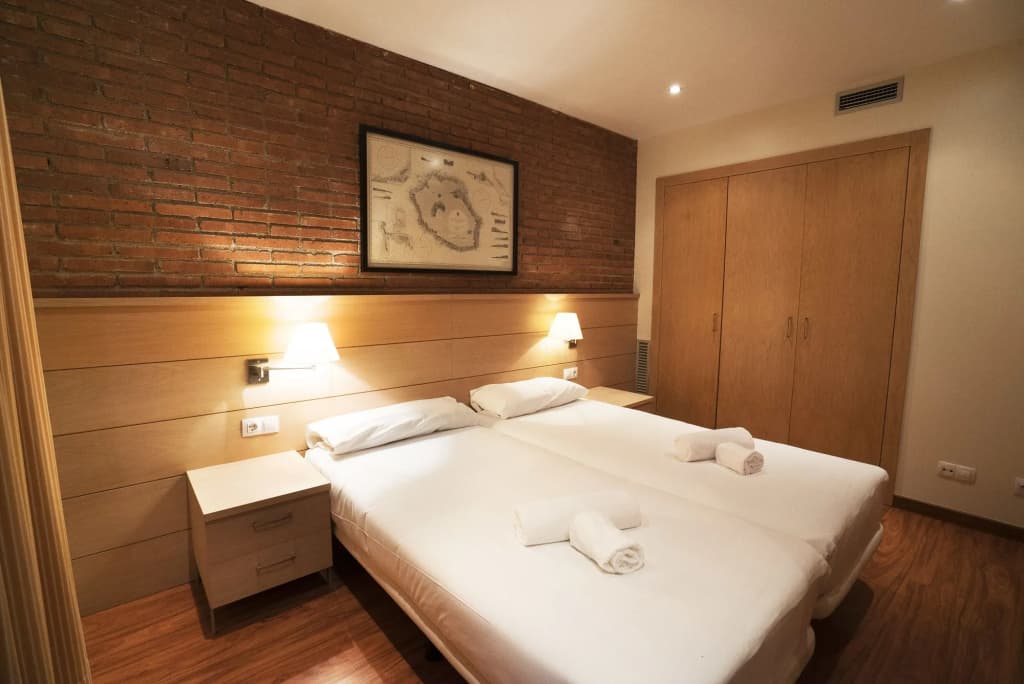 Serennia Cest Apartamentos Arc de Triomf - photo 3