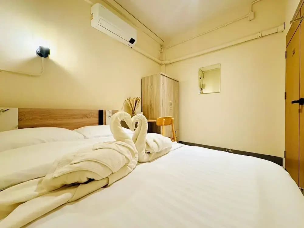 Charming Hostel - photo 4