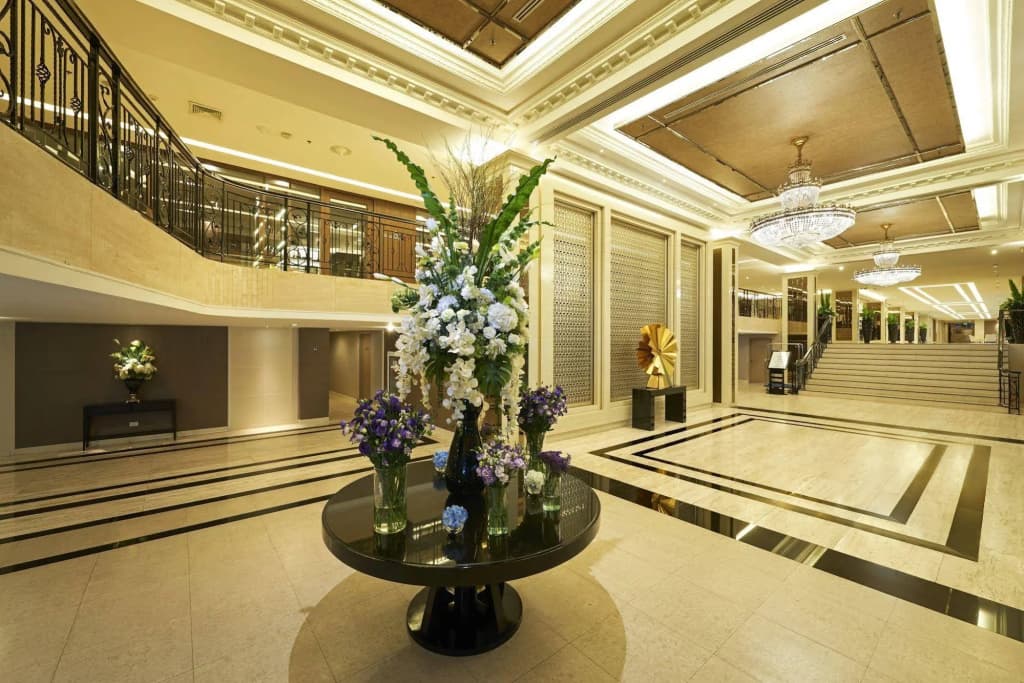 Mandarin Hotel Managed by Centre Point - photo 2