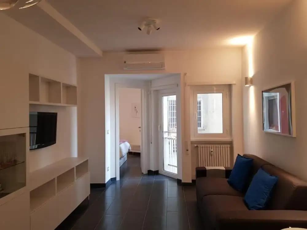 Nomentana White Apartment - main photo