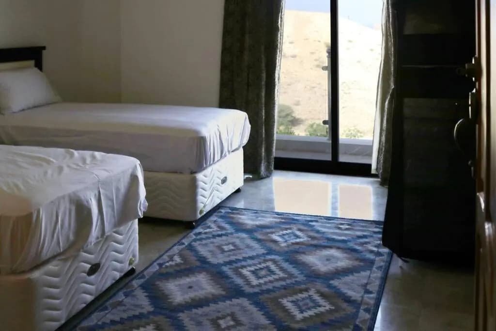 Serviced 2 bedroom apartment , with lovely view. - photo 1