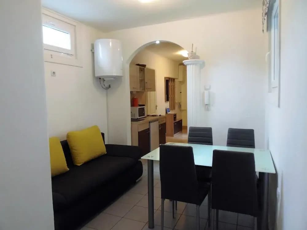 Budapest Promenade Apartments - photo 6