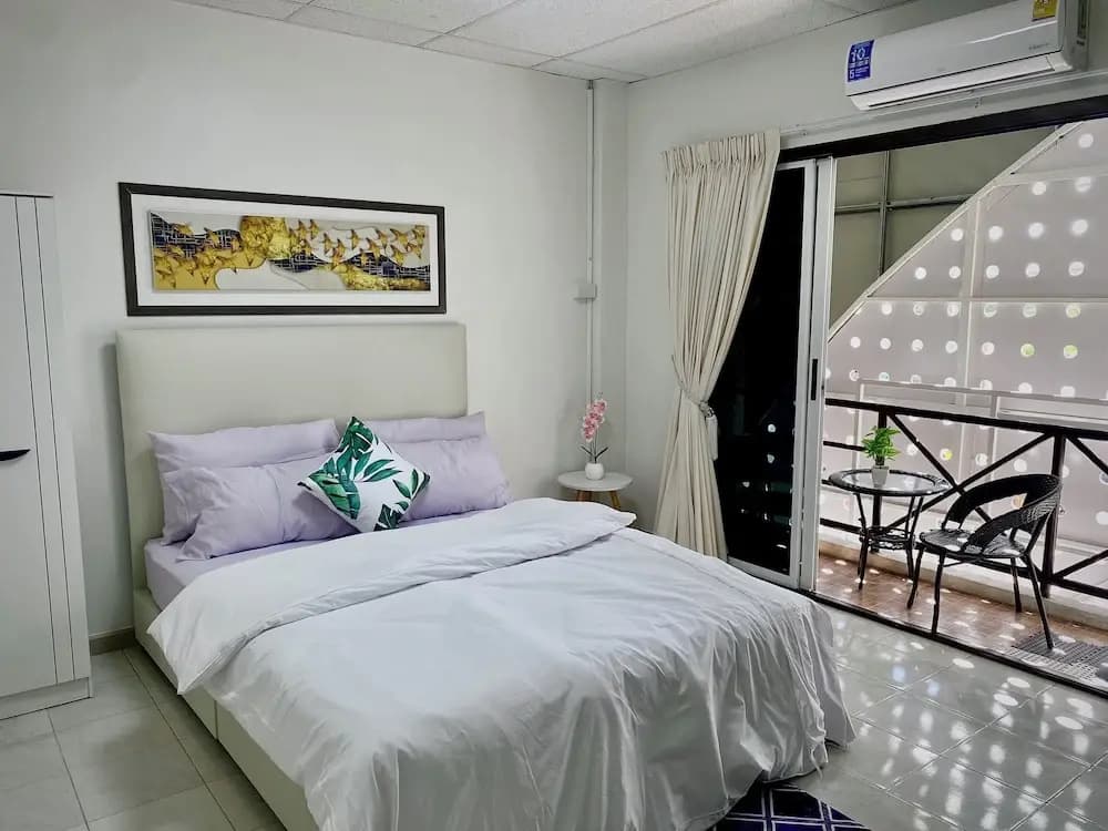 Patong Rest & Recharge - photo 2