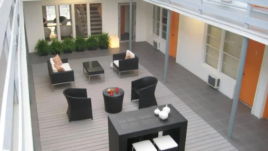 Travelodge by Wyndham Miami Biscayne Bay - photo 13