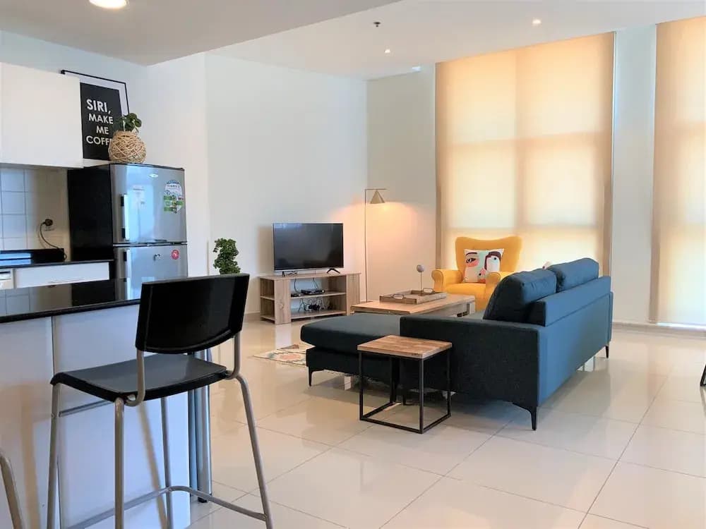 DHLA - Modern 2BR balcony in Marina - photo 1