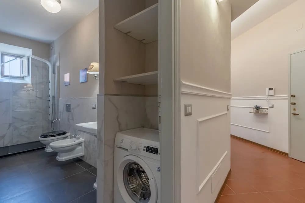 Charming 2 bedroom in Florence - photo 7