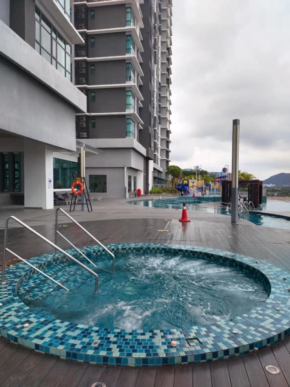 ZilleVille Studio Suite Seaview With Balcony at Imperium Residence - photo 29