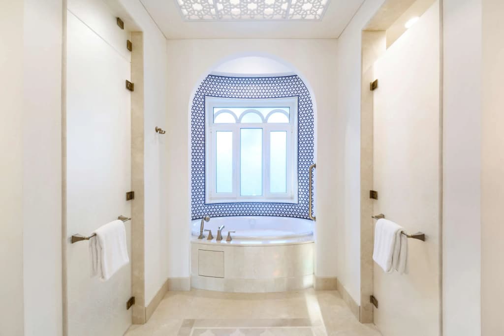 Hilton Salwa Beach Resort & Villas - photo 24