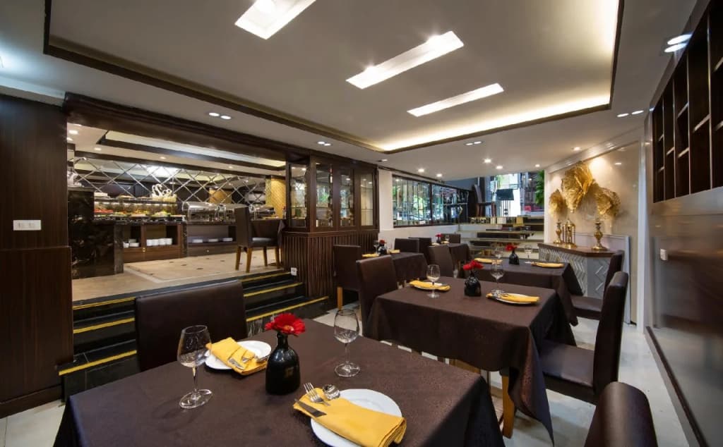 Splendid Holiday Hotel - photo 18