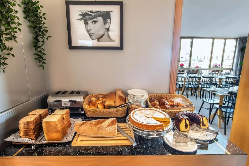 Hotel Tritone - photo 37