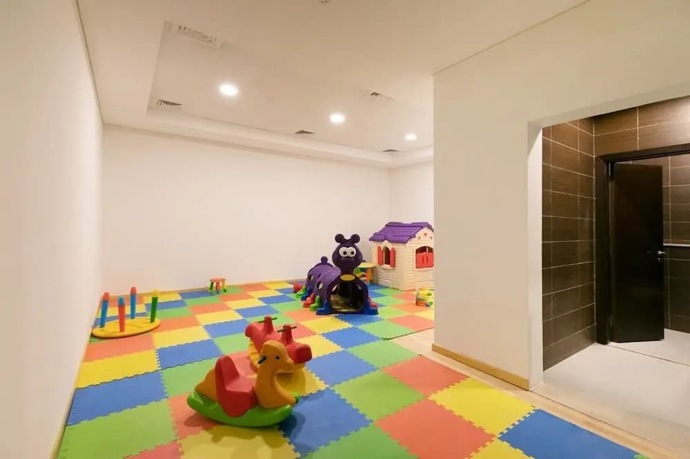 Driven Holiday Homes Sparkle Towers - photo 12