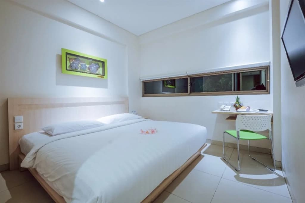 J Hotel Kuta - photo 6