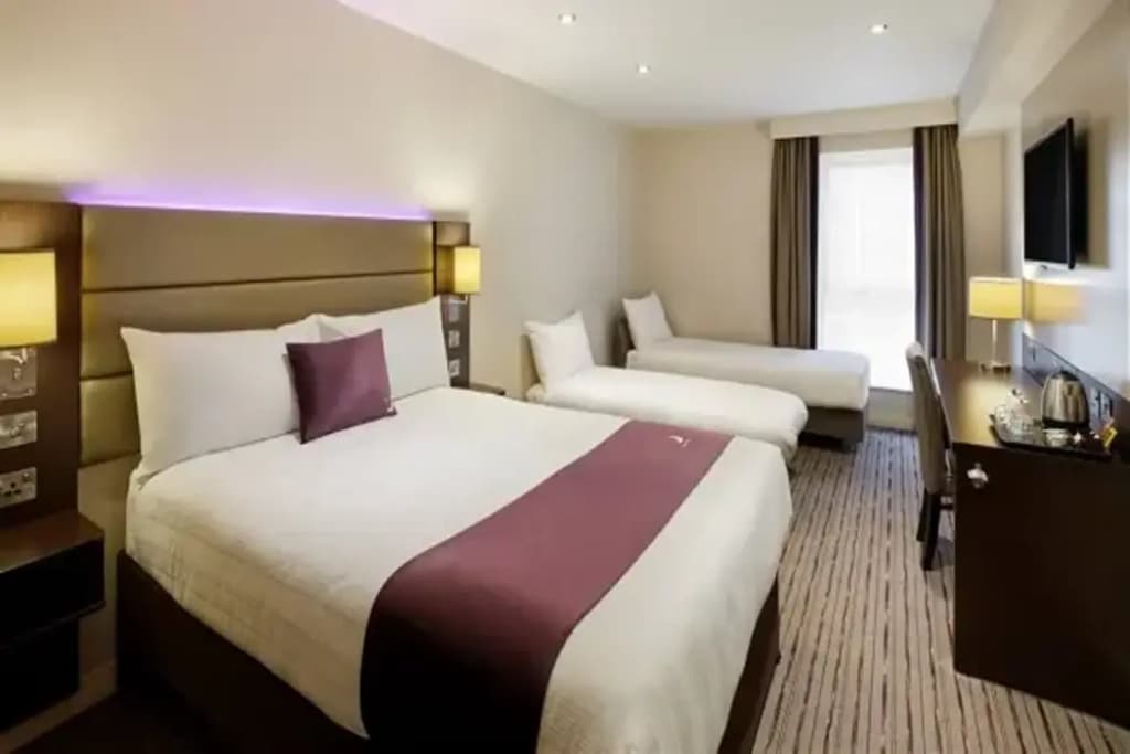 Premier Inn Edinburgh Park(The Gyle)Hotel - photo 7