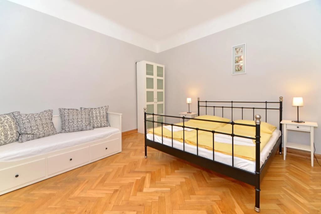 Riverview Old Town Apartment - photo 1