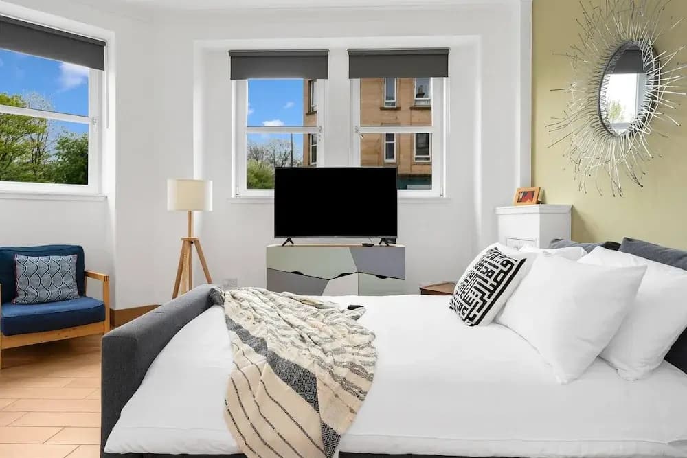 Edinburgh City Centre 2BR Apartment - photo 2