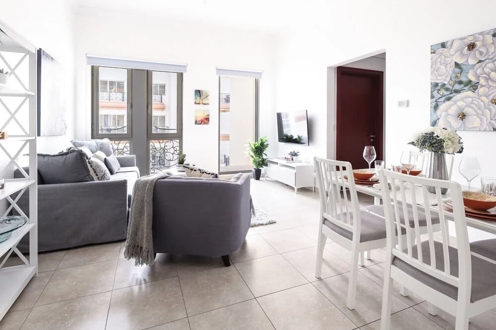 Stylish + Cozy 1BR in Sports City - photo 5