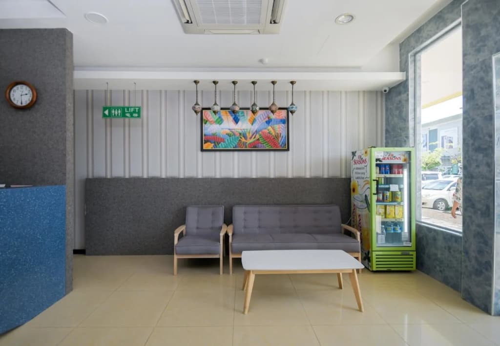 Sunshine Inn - photo 14