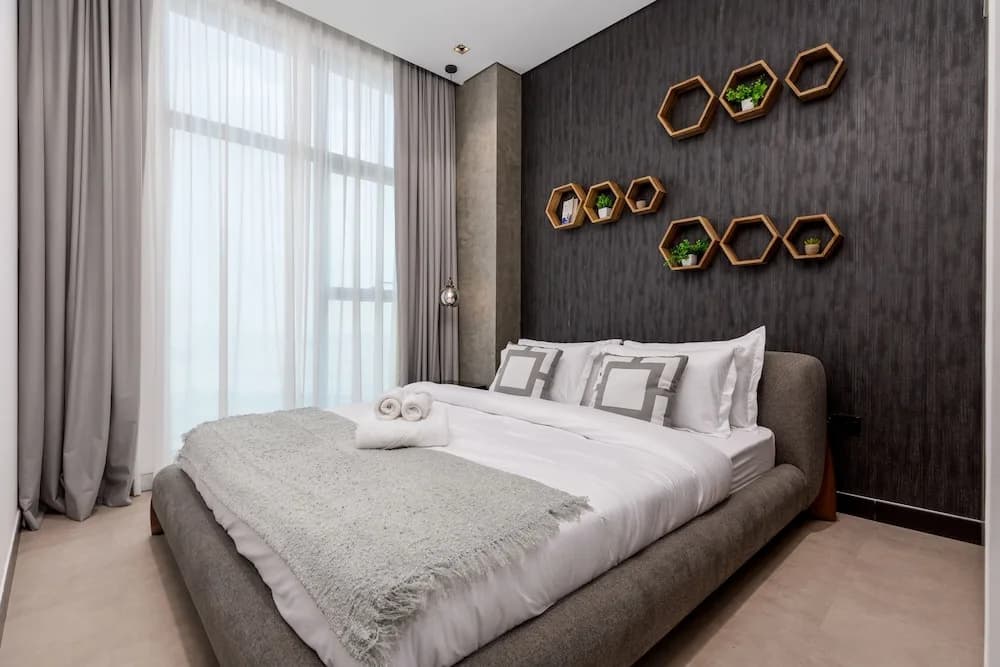 Waves - Seaside Splendor 2BR in Dubai's Business Bay - photo 24