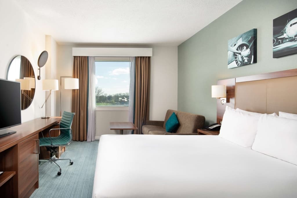 Hilton Garden Inn London Heathrow Airport - photo 4