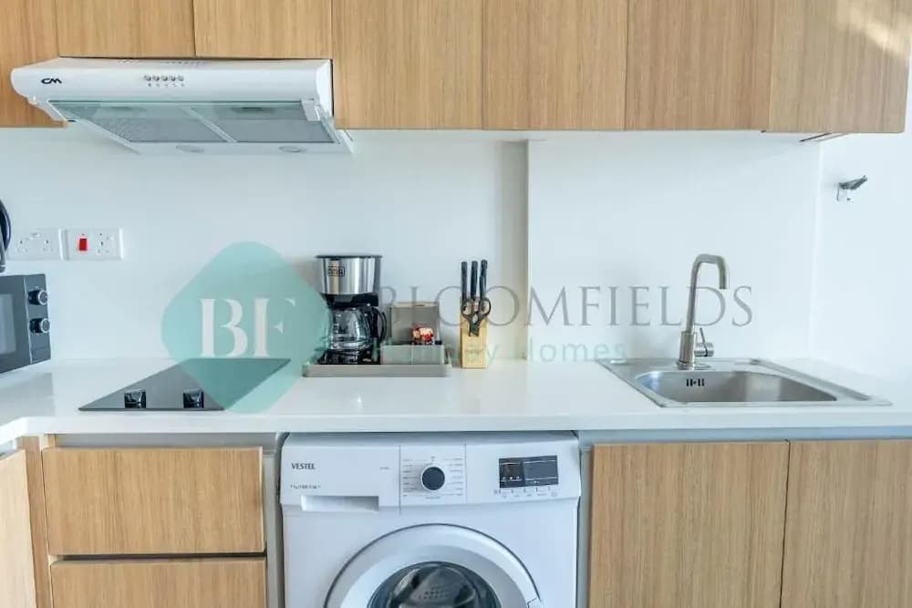 Bloomfields Incredible 1BR In Oasis - photo 5