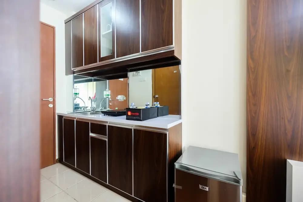 Comfy Studio Tifolia Apartment - photo 15