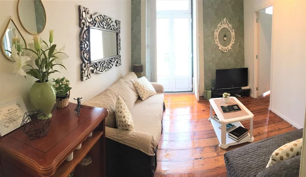 Charming Vintage Auto Check-in Flat in Baixa - photo 3