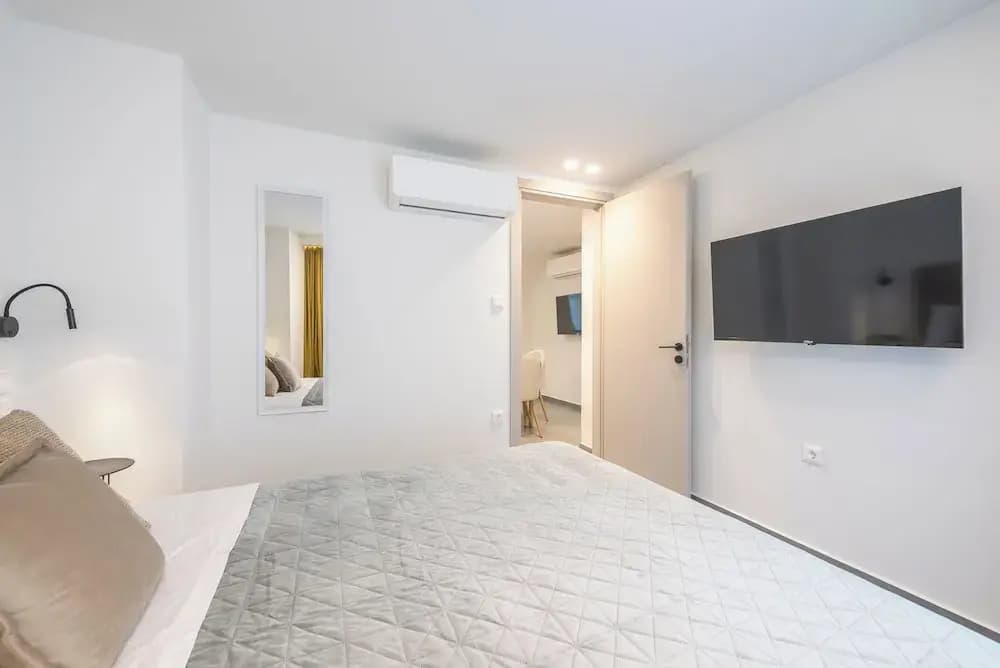 Athens Secluded Apartments - photo 3