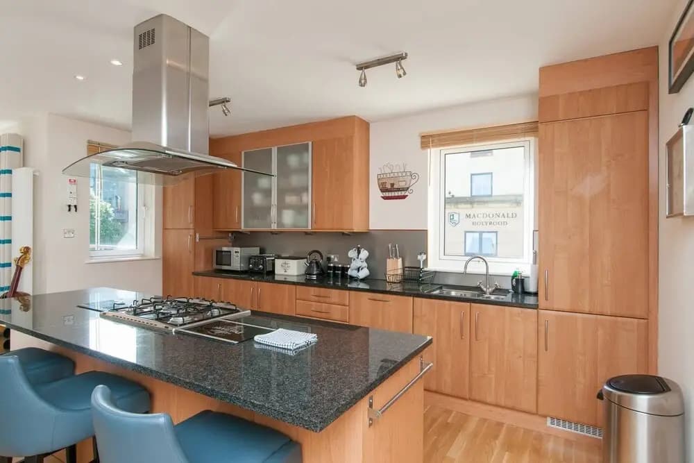 379 Park Apartments - photo 12