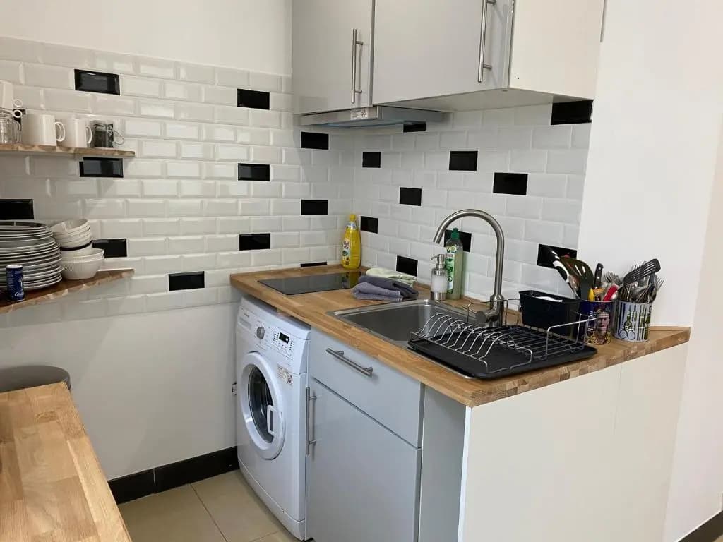 Large And Unique Souplex 60sqm, Well Located - photo 10