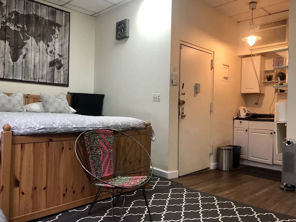 Bryant Park Studio Apartment next to Times Square - photo 4