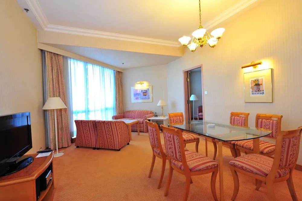 Kornhill Apartments - photo 1