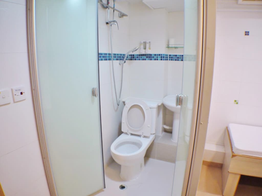 Vincent Hill Guesthouse - photo 8