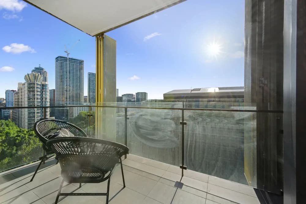 Full Darling Harbour View Luxury 2 Bedroom Apartment - photo 5