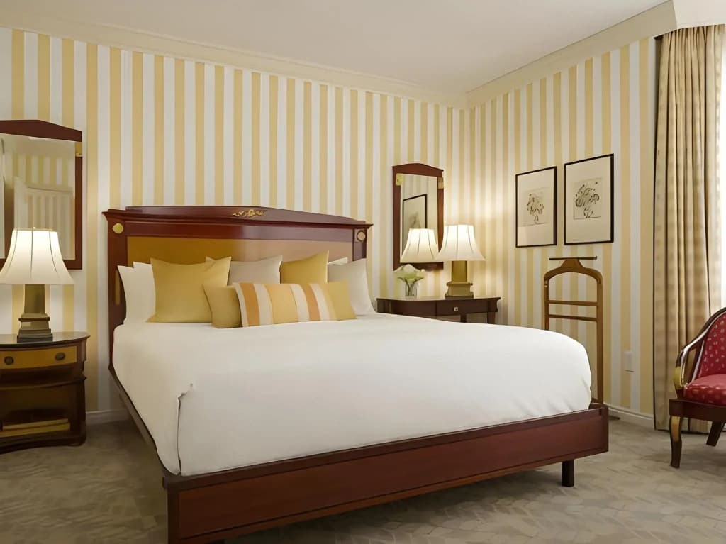 Orchard Hotel - photo 4