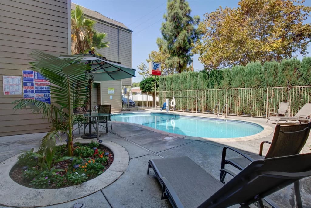 Good Nite Inn Sylmar - photo 12