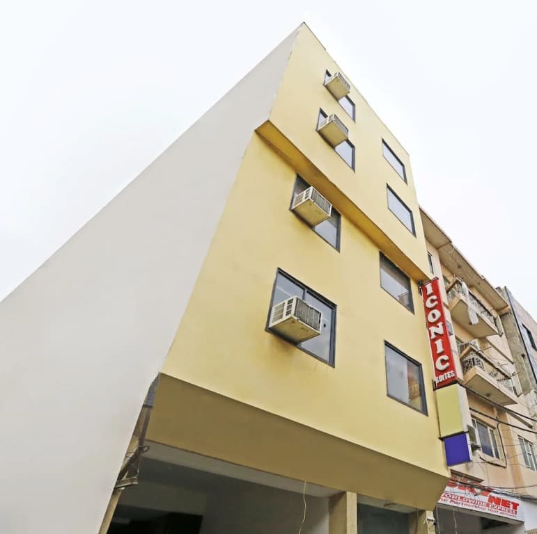 Hotel Iconic Suites - photo 1