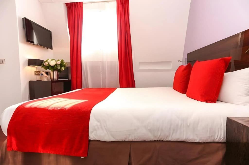 Hotel Le Rocroy - photo 36